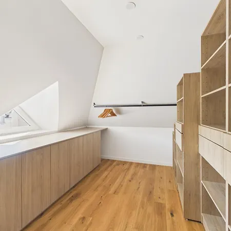 Superbe Maison Pour 9, Jardin, A Pied Holiday home