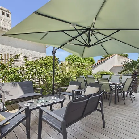 Superbe Maison Pour 9, Jardin, A Pied Holiday home Pornichet